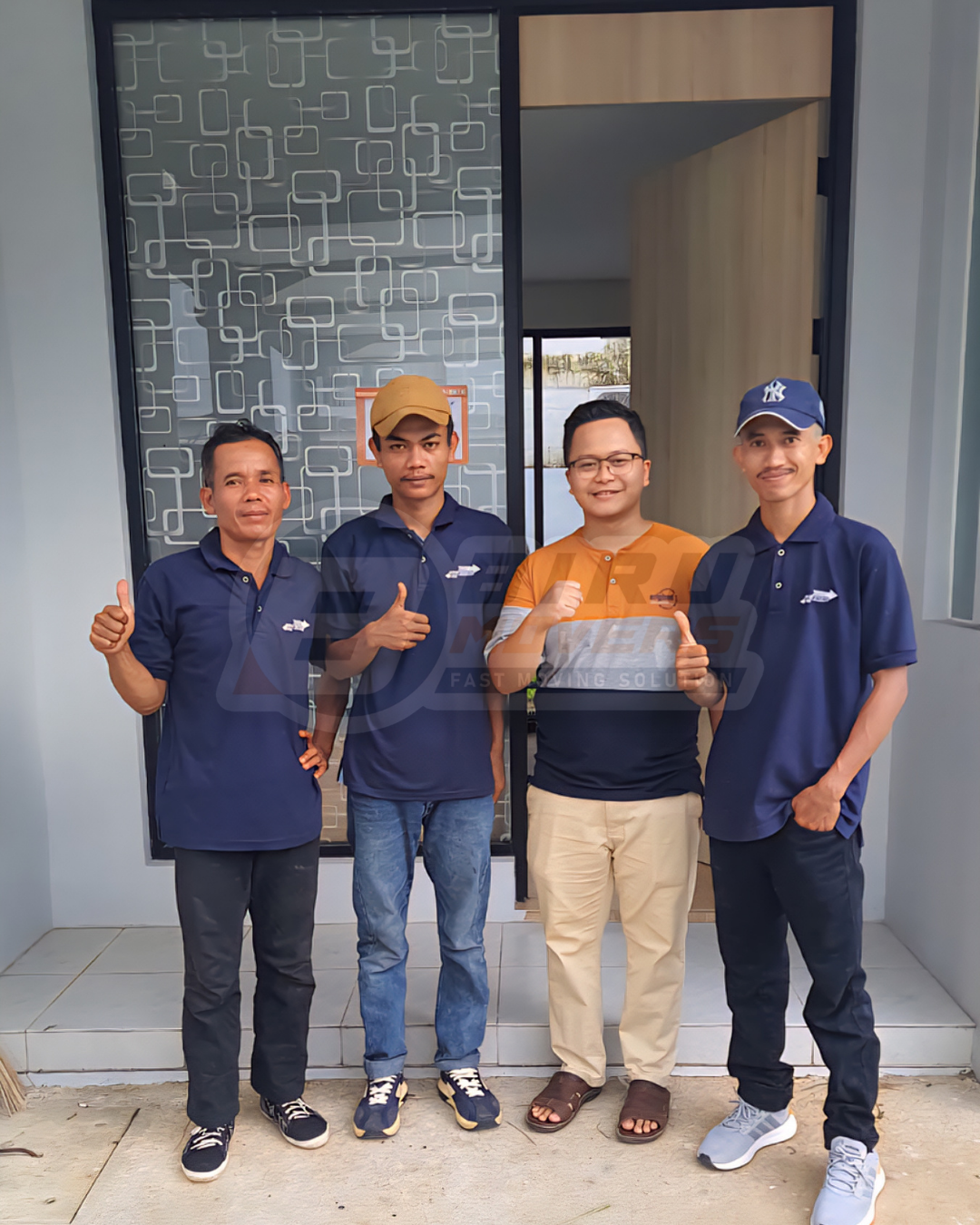 Jasa Pindahan Profesional Biru Movers (1)